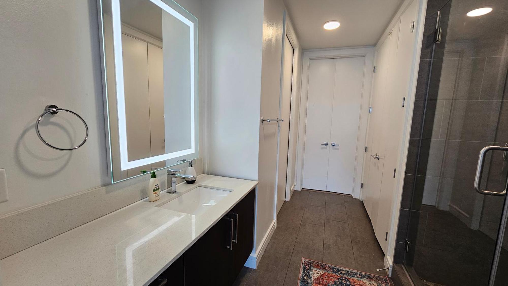Luxury Highrise In Midtown - Skyline Views And Chic Decor