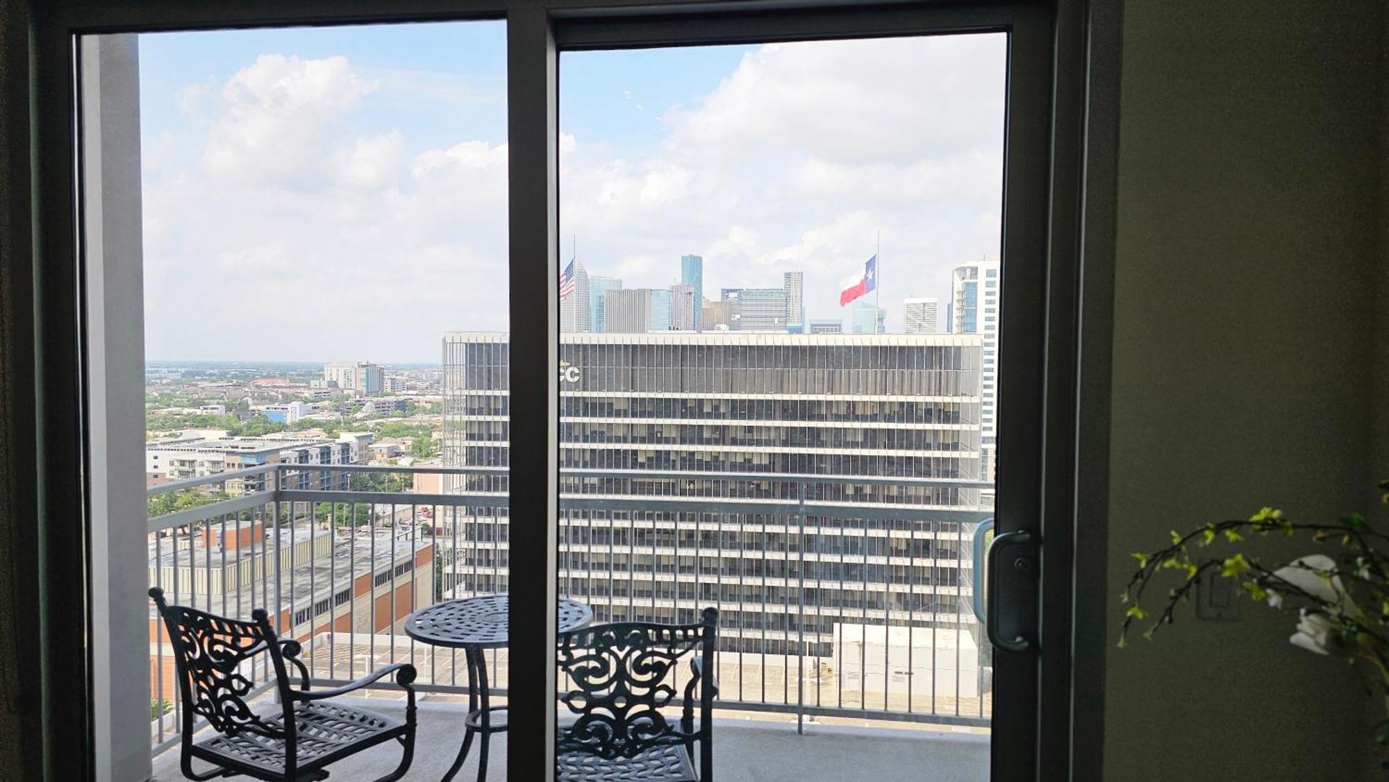 Luxury Highrise In Midtown - Skyline Views And Chic Decor Appartement Houston